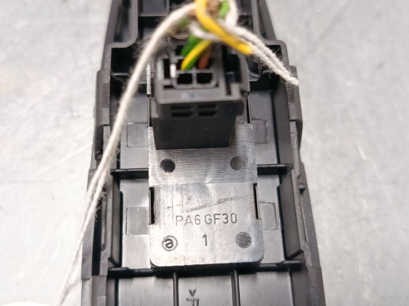 Recambio de mando elevalunas delantero derecho para citroën c4 picasso i monospace (ud_) 1.6 hdi 110 referencia OEM IAM 96639377