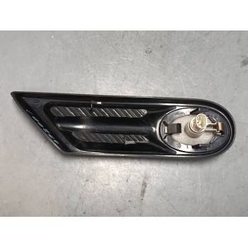 INTERMITENTE LATERAL IZQUIERDO 72602059 7260203 