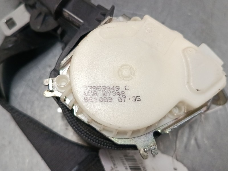 Recambio de cinturon seguridad delantero derecho para bmw 1 (f20) 116 d referencia OEM IAM 33059849C  