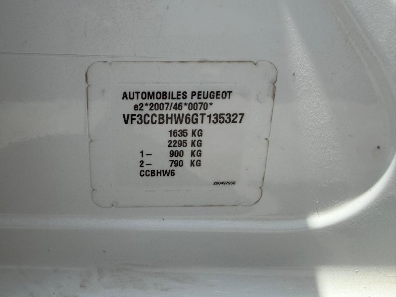 peugeot 208 i (ca_, cc_) del año 2016