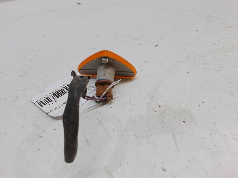 Recambio de intermitente lateral derecho para citroën jumper i furgoneta (244) 2.0 hdi referencia OEM IAM   