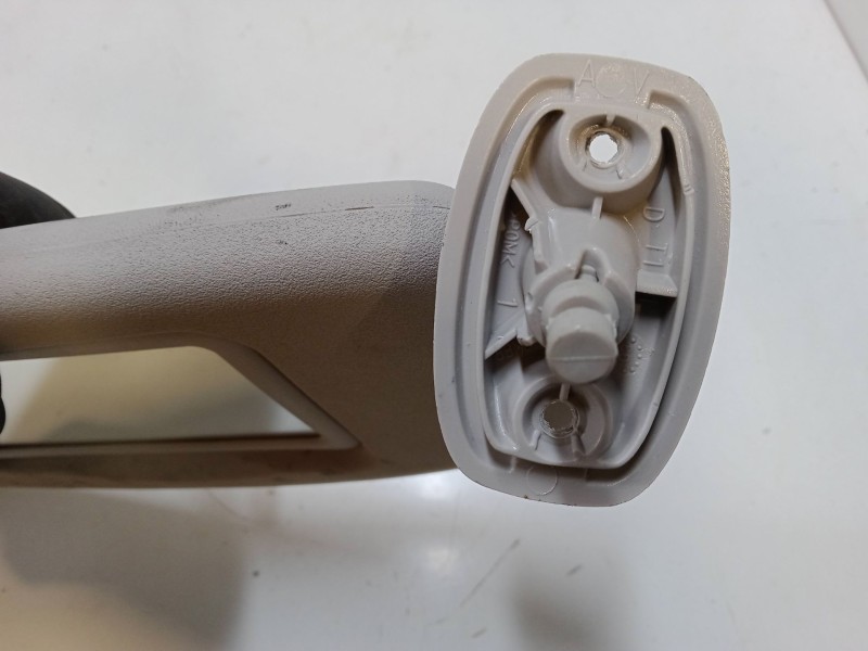 Recambio de parasol derecho para peugeot 206 sw (2e/k) 1.4 hdi referencia OEM IAM    Recambio de parasol derecho para peugeot 206 sw (2e/k) 1.4 hdi referencia OEM IAM