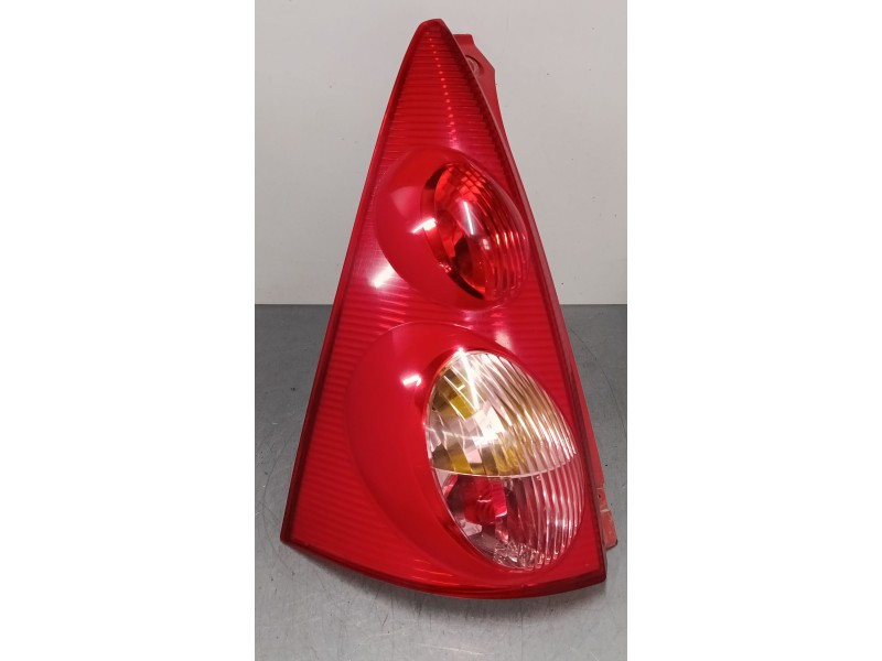 Recambio de piloto trasero izquierdo para peugeot 107 (pm_, pn_) 1.0 referencia OEM IAM 815600H040  