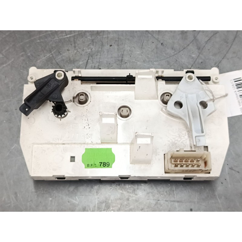 Recambio de mando calefaccion / a/a para peugeot 206 hatchback (2a/c) 1.1 i referencia OEM IAM 1068701  