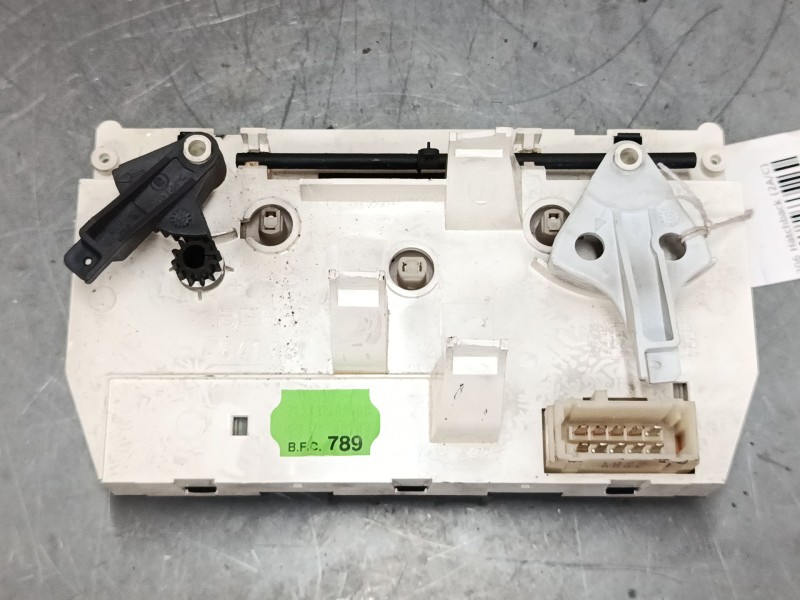 Recambio de mando calefaccion / a/a para peugeot 206 hatchback (2a/c) 1.1 i referencia OEM IAM 1068701  