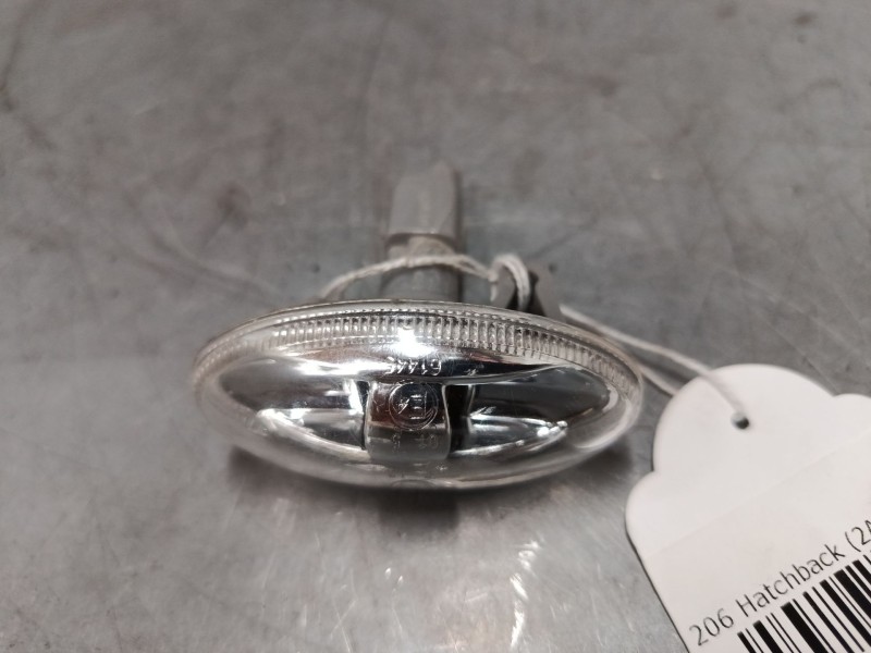Recambio de intermitente delantero izquierdo para peugeot 206 hatchback (2a/c) 1.9 d referencia OEM IAM   