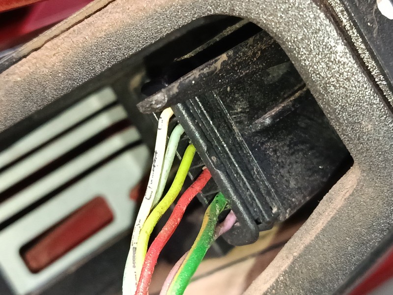 Recambio de piloto trasero derecho para peugeot 207/207+ (wa_, wc_) 1.6 hdi referencia OEM IAM 9686565980  