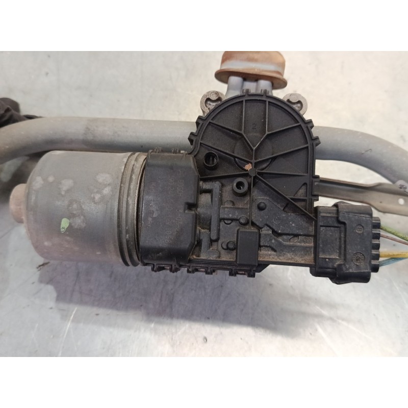 Recambio de motor limpia delantero para peugeot 208 i (ca_, cc_) 1.2 vti 82 referencia OEM IAM 0390241540  