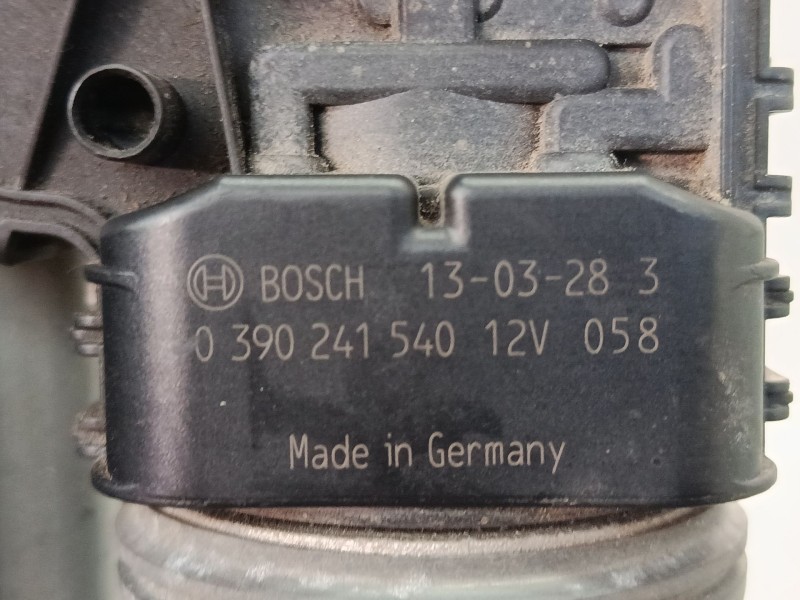 Recambio de motor limpia delantero para peugeot 208 i (ca_, cc_) 1.2 vti 82 referencia OEM IAM 0390241540  