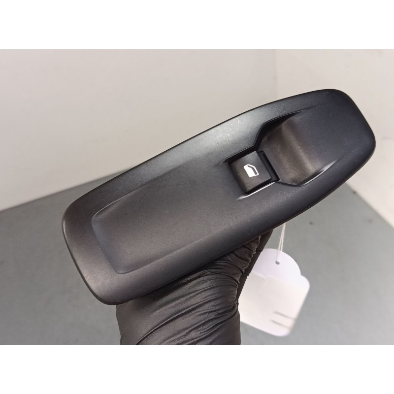 Recambio de mando elevalunas delantero derecho para peugeot 208 i (ca_, cc_) 1.2 vti 82 referencia OEM IAM 9675118ZD  
