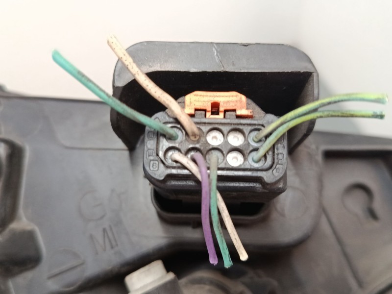 Recambio de faro izquierdo para peugeot 208 i (ca_, cc_) 1.2 vti 82 referencia OEM IAM 9802221880  