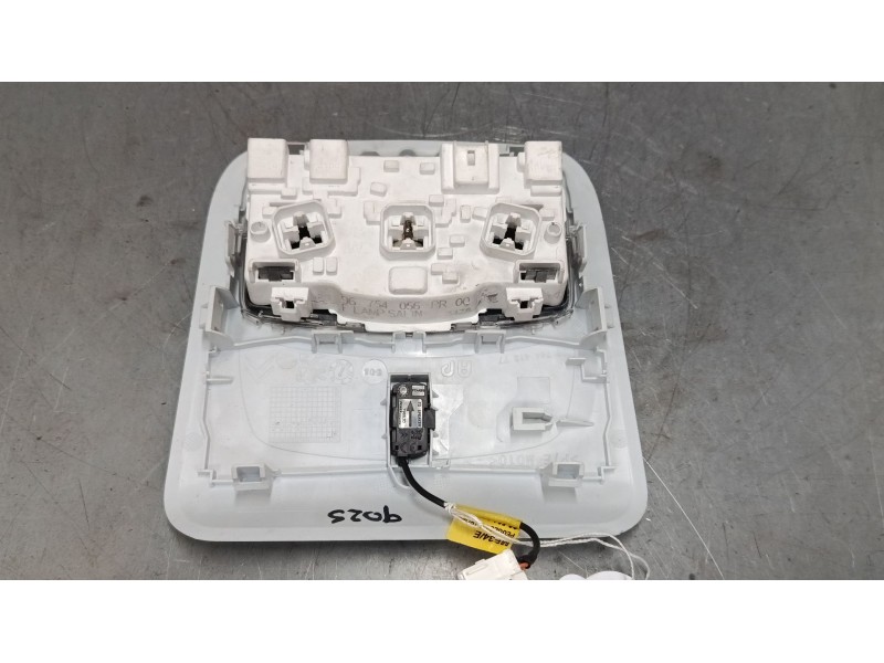 Recambio de luz interior delantera para peugeot 208 i (ca_, cc_) 1.2 vti 82 referencia OEM IAM   