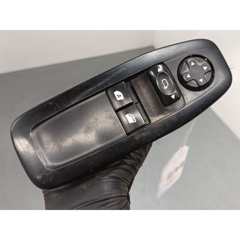 Recambio de mando elevalunas delantero izquierdo para peugeot 208 i (ca_, cc_) 1.4 hdi referencia OEM IAM 96751127ZD  