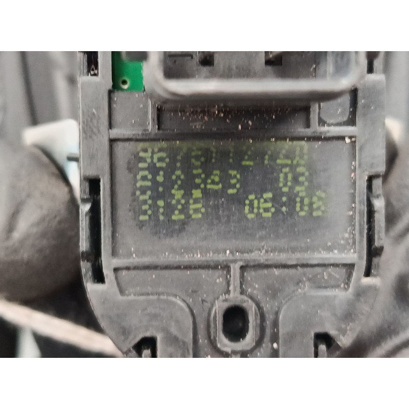 Recambio de mando elevalunas delantero izquierdo para peugeot 208 i (ca_, cc_) 1.4 hdi referencia OEM IAM 96751127ZD  