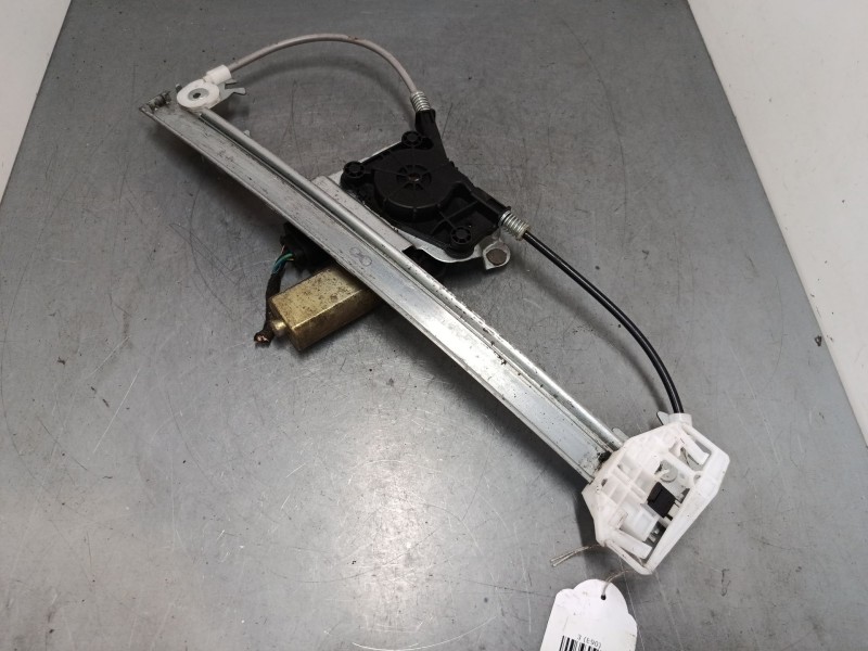 Recambio de elevalunas electrico trasero izquierdo para bmw 3 (e90) 320 d referencia OEM IAM 71002603  