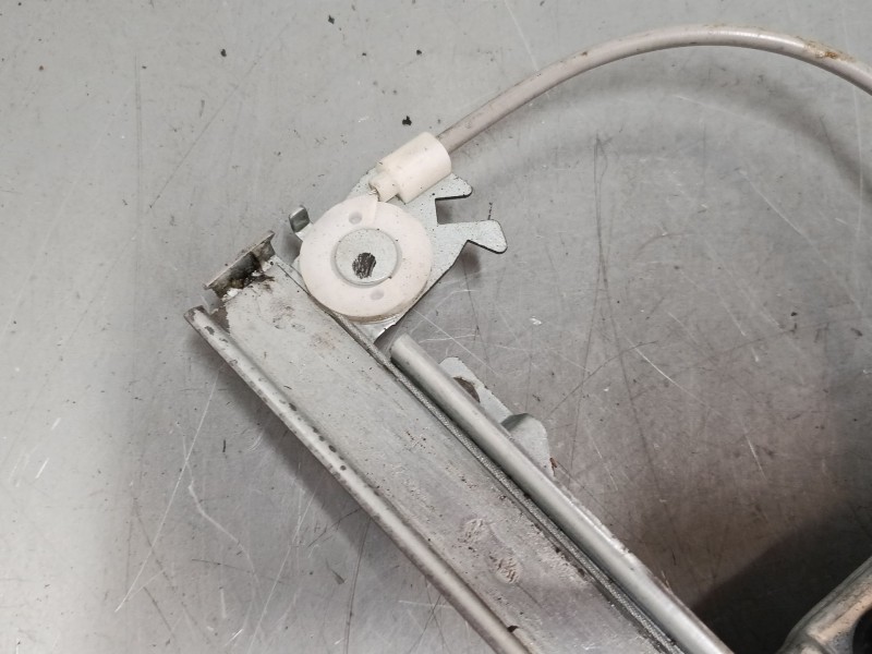 Recambio de elevalunas electrico trasero izquierdo para bmw 3 (e90) 320 d referencia OEM IAM 71002603  
