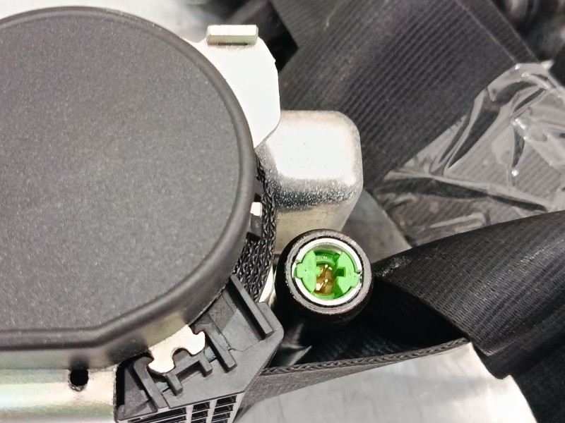 Recambio de cinturon seguridad delantero derecho para ford focus iii turnier 1.0 ecoboost referencia OEM IAM   