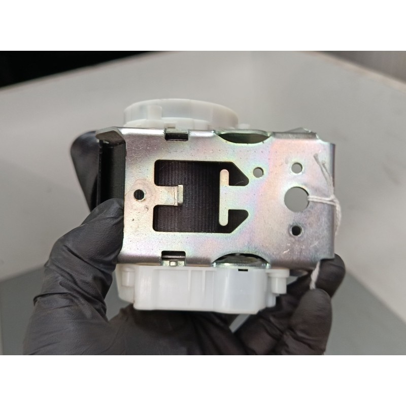 Recambio de cinturon seguridad trasero derecho para ford focus iii turnier 1.0 ecoboost referencia OEM IAM 34074772D  