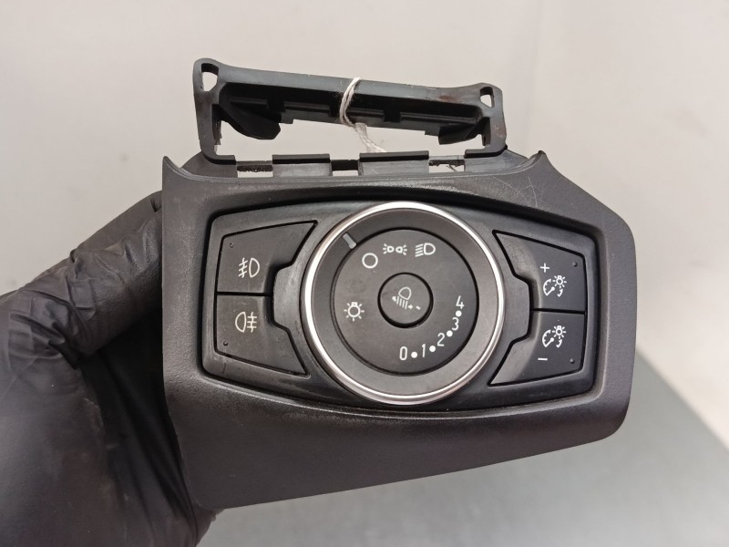 Recambio de conmutador de luces para ford focus iii turnier 1.0 ecoboost referencia OEM IAM F1ET13A024AB 10139792 
