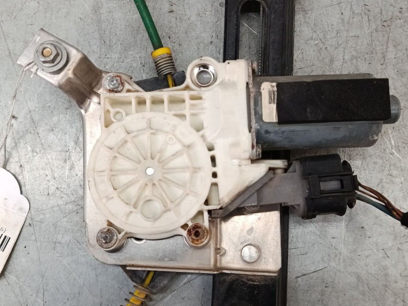 Recambio de elevalunas electrico delantero izquierdo para bmw 3 compact (e46) 320 td referencia OEM IAM 7079917  