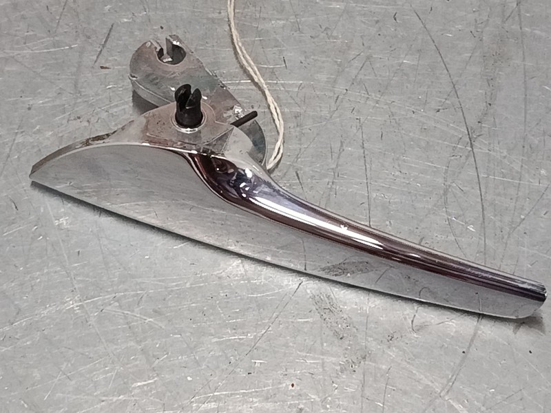 Recambio de maneta interior puerta delantera izquierda para opel zafira tourer c (p12) 1.4 (75) referencia OEM IAM   