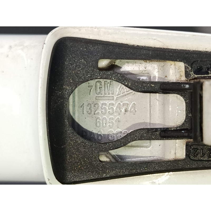 Recambio de maneta exterior puerta delantera derecha para opel zafira / zafira family b (a05) 1.7 cdti (m75) referencia OEM IAM 