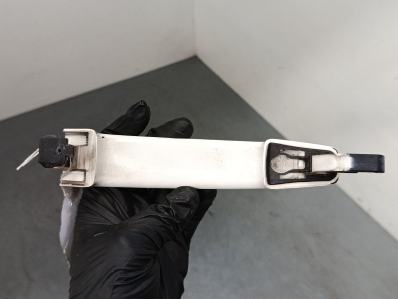 Recambio de maneta exterior puerta delantera izquierda para opel zafira / zafira family b (a05) 1.7 cdti (m75) referencia OEM IA