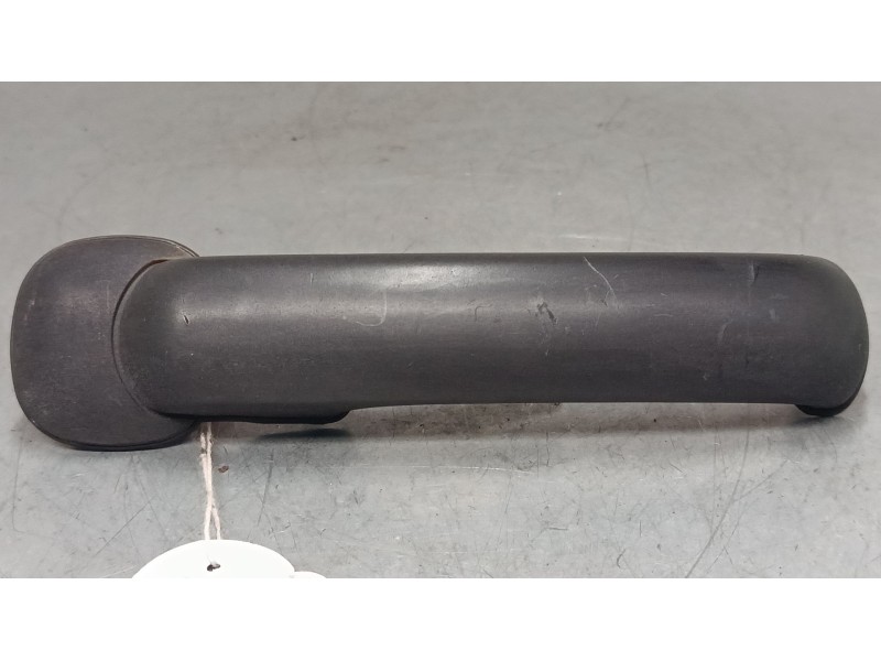 Recambio de maneta exterior puerta delantera izquierda para nissan terrano ii (r20) 2.7 td 4wd referencia OEM IAM   
