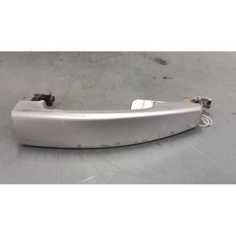 Recambio de maneta exterior puerta delantera derecha para opel vectra c (z02) 1.9 cdti (f69) referencia OEM IAM   