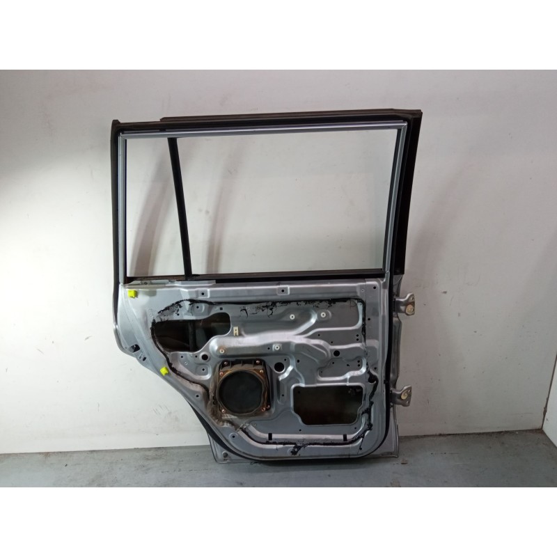 Recambio de puerta trasera izquierda para mitsubishi montero sport i (k7_, k9_) 2.5 td (k94w, k74t) referencia OEM IAM   