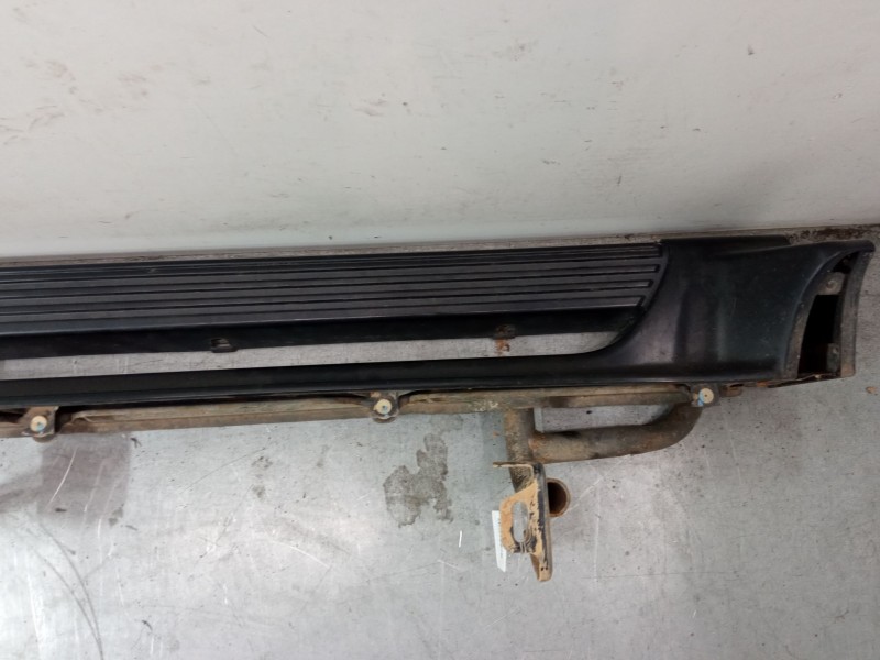 Recambio de estribo derecho para mitsubishi montero sport i (k7_, k9_) 2.5 td (k94w, k74t) referencia OEM IAM   