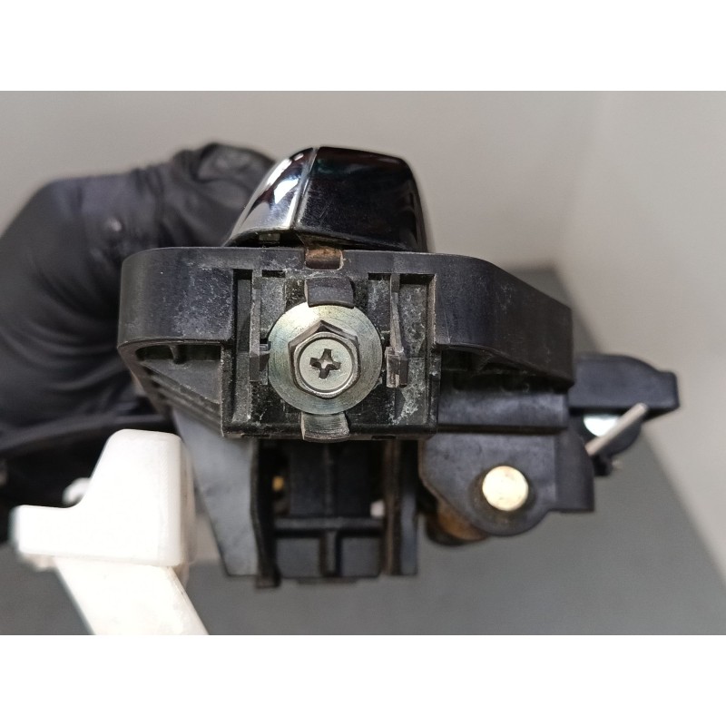 Recambio de maneta exterior puerta delantera derecha para kia sportage iv (ql, qle) 1.7 crdi referencia OEM IAM   
