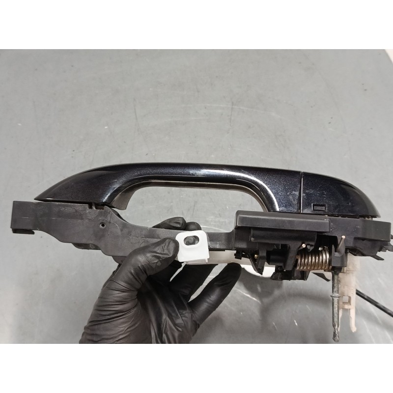 Recambio de maneta exterior puerta delantera izquierda para kia sportage iv (ql, qle) 1.7 crdi referencia OEM IAM   