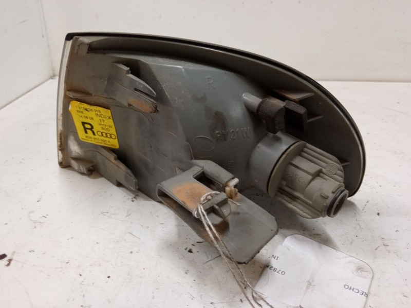 Recambio de intermitente delantero derecho para audi a4 b5 avant (8d5) 1.8 referencia OEM IAM 8D0953050A  