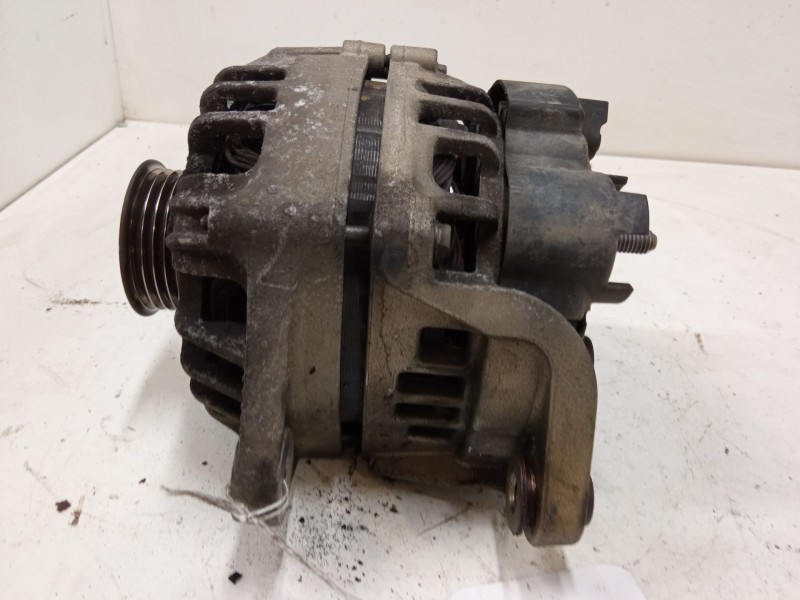 Recambio de alternador para nissan note (e11, ne11) 1.4 referencia OEM IAM 23100AX62B  