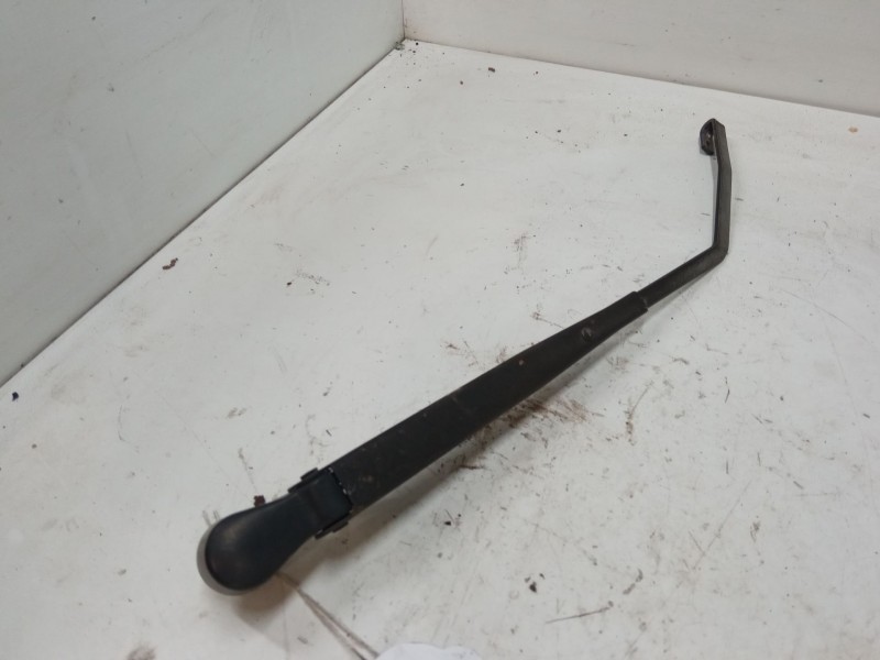 Recambio de brazo limpia trasero para mitsubishi montero sport i (k7_, k9_) 2.5 td (k94w, k74t) referencia OEM IAM   