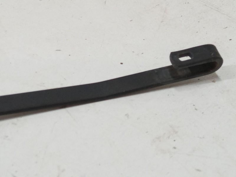 Recambio de brazo limpia trasero para mitsubishi montero sport i (k7_, k9_) 2.5 td (k94w, k74t) referencia OEM IAM   