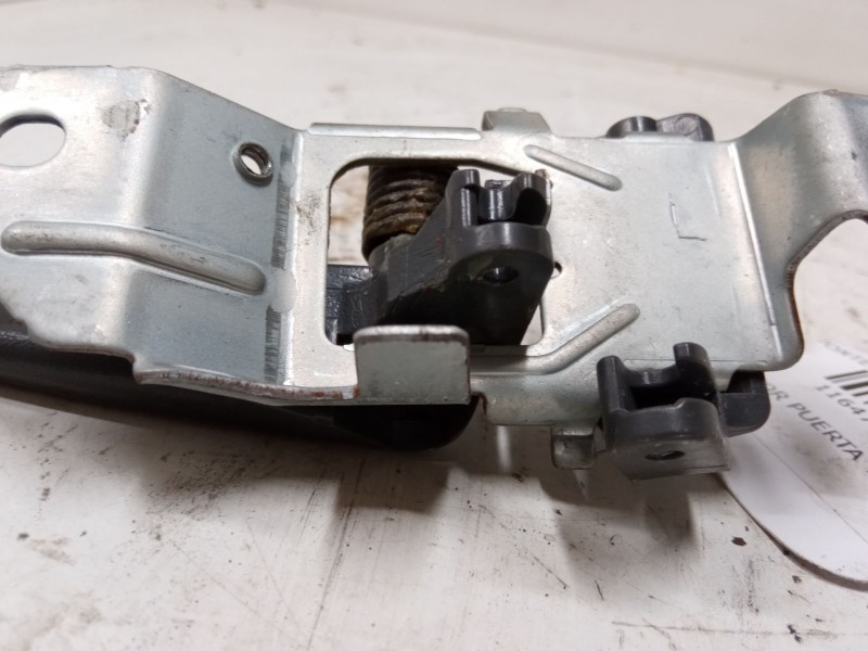 Recambio de maneta interior puerta trasera izquierda para mitsubishi montero sport i (k7_, k9_) 2.5 td (k94w, k74t) referencia O