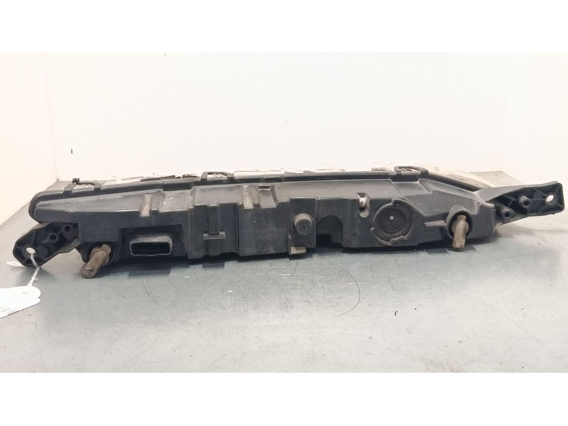 Recambio de faro luz diurna izquierdo para citroën grand c4 spacetourer (3a_, 3e_) 2.0 bluehdi 160 referencia OEM IAM 9822653280