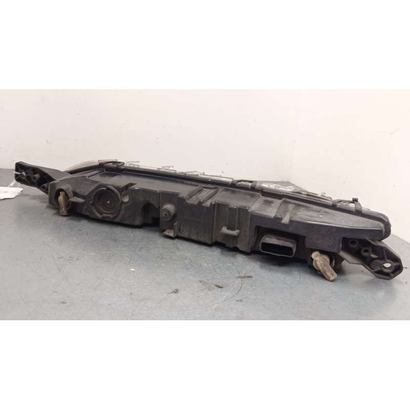 Recambio de faro luz diurna derecho para citroën grand c4 spacetourer (3a_, 3e_) 2.0 bluehdi 160 referencia OEM IAM 9822653180  