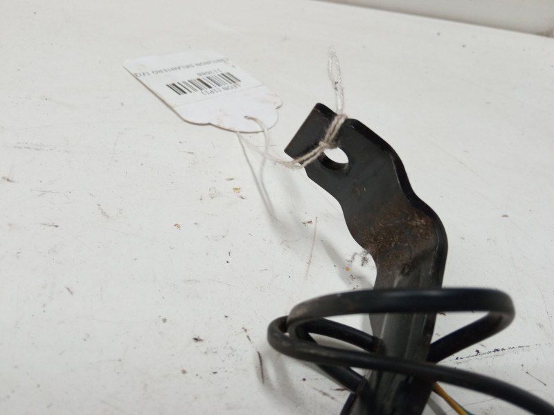 Recambio de anclaje cinturon delantero izquierdo para seat leon (1p1) 1.6 referencia OEM IAM   