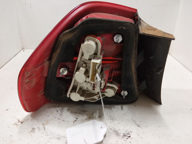 Recambio de piloto trasero derecho para bmw 3 (e90) 330 d referencia OEM IAM   