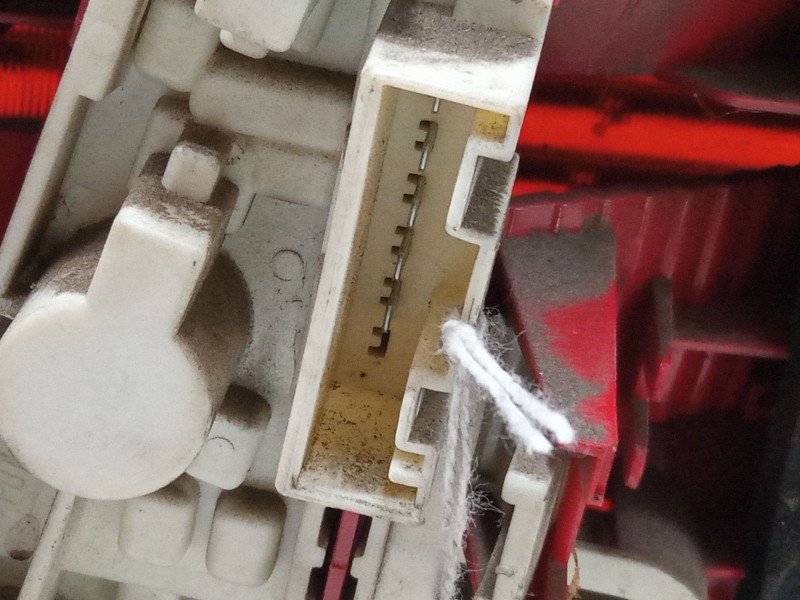 Recambio de piloto trasero derecho para bmw 3 (e90) 330 d referencia OEM IAM   