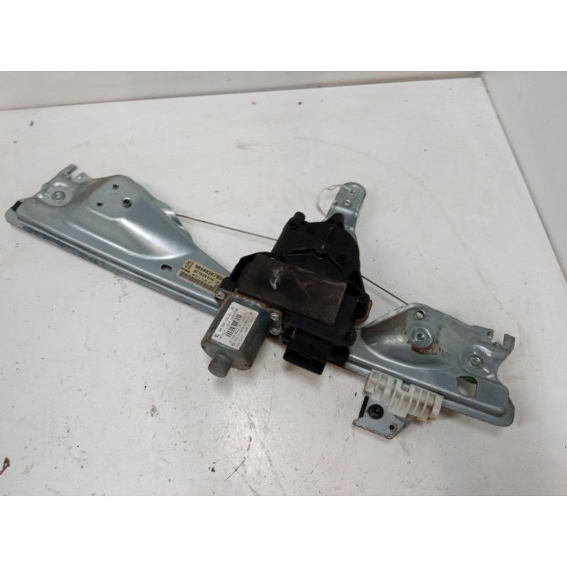 Recambio de elevalunas electrico trasero izquierdo para peugeot 308 i (4a_, 4c_) 1.6 hdi referencia OEM IAM 0130822371  