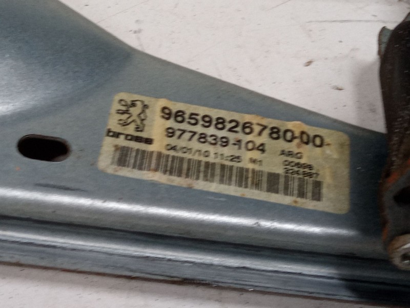 Recambio de elevalunas electrico trasero izquierdo para peugeot 308 i (4a_, 4c_) 1.6 hdi referencia OEM IAM 0130822371  