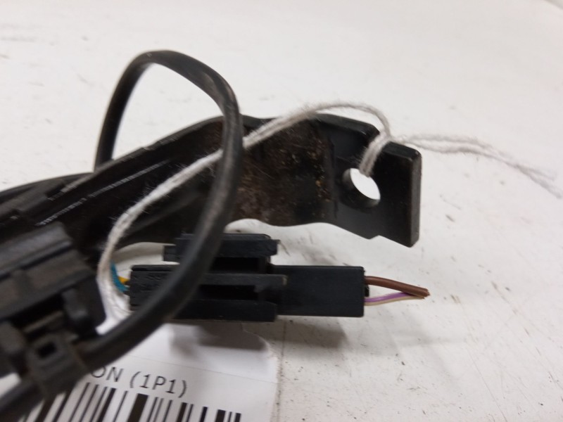 Recambio de anclaje cinturon delantero derecho para seat leon (1p1) 1.6 referencia OEM IAM   