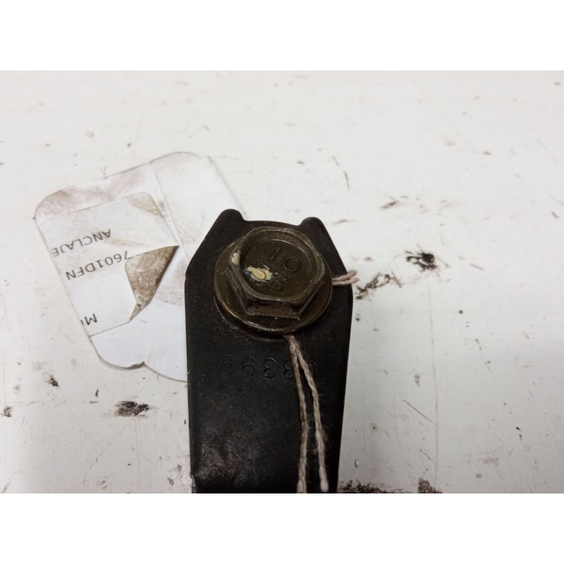 Recambio de anclaje cinturon delantero derecho para mitsubishi montero sport i (k7_, k9_) 2.5 td (k94w, k74t) referencia OEM IAM