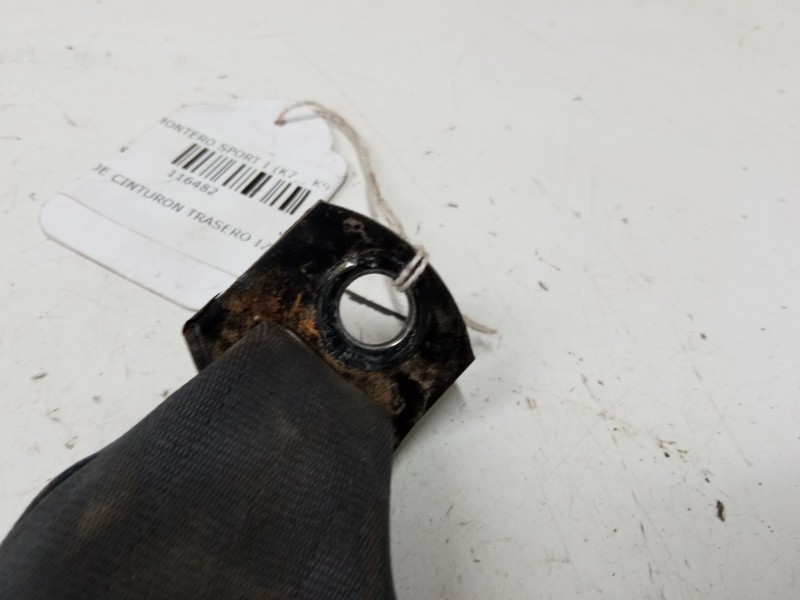 Recambio de anclaje cinturon trasero izquierdo para mitsubishi montero sport i (k7_, k9_) 2.5 td (k94w, k74t) referencia OEM IAM