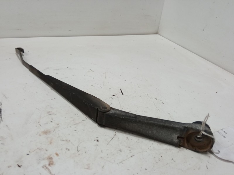 Recambio de brazo limpia delantero izquierdo para mitsubishi montero sport i (k7_, k9_) 2.5 td (k94w, k74t) referencia OEM IAM  