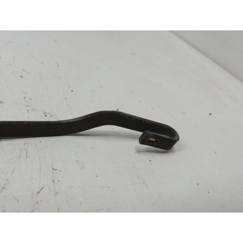 Recambio de brazo limpia delantero izquierdo para mitsubishi montero sport i (k7_, k9_) 2.5 td (k94w, k74t) referencia OEM IAM  
